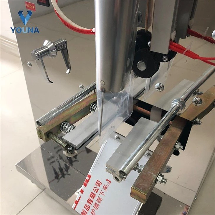 small pouch packing machine (3)
