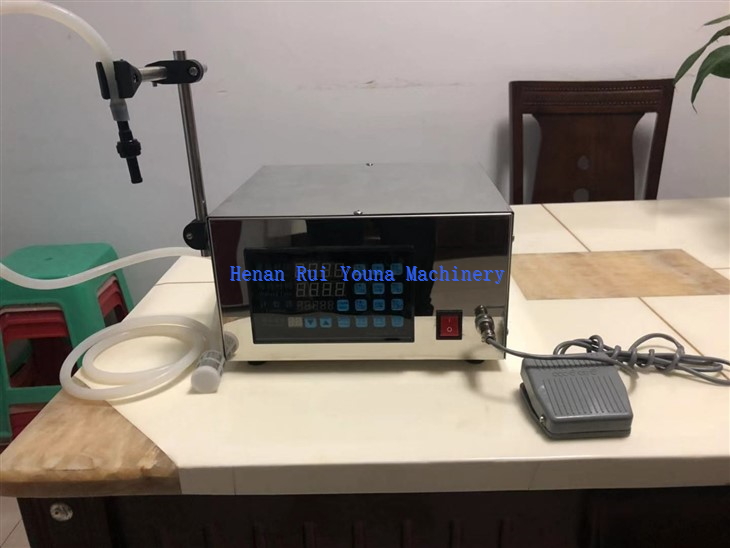 Digital Control Pump Liquid Filling Machine